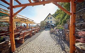 Onkel Toms Huette, Weingut Friedhelm Lenz Bullay
